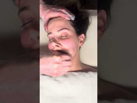 Massaging the buccal muscle